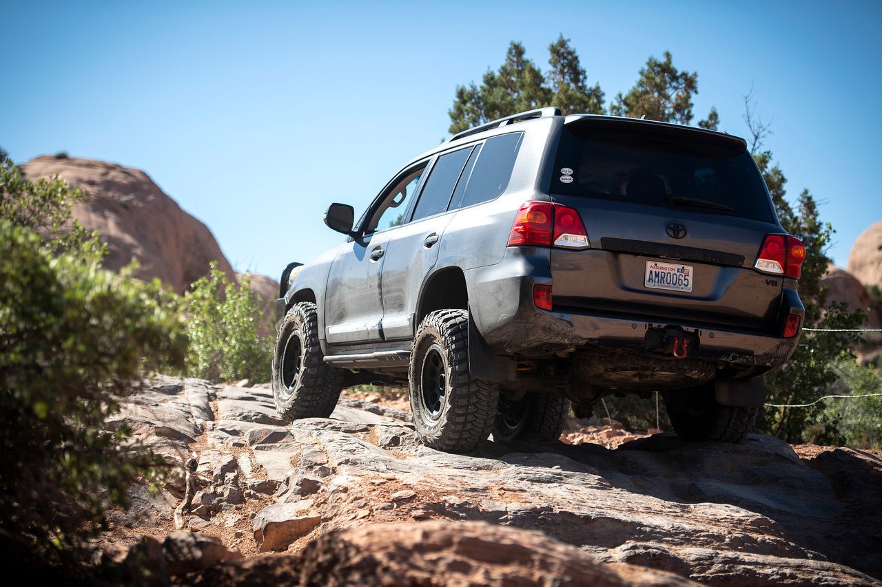 Are Rock Sliders or Skid Plates with UHMW plastic worth it? - Metal Tech 4x4