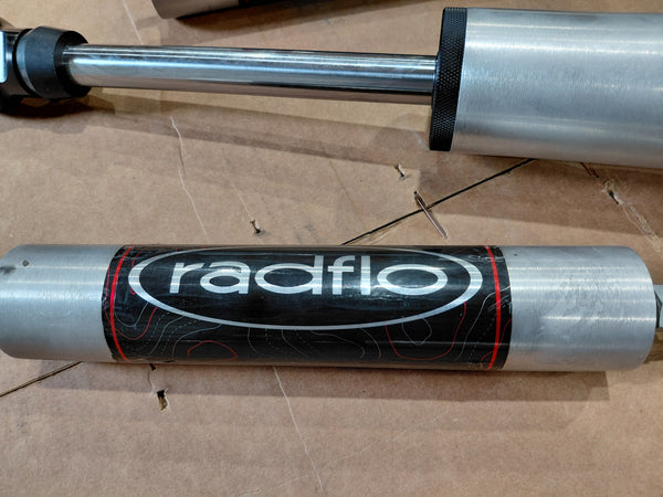 Radflo 2003-23 4Runner/FJ Cruiser/GX470-460 2.5" Remote Reservoir Rear Shock -SCRATCH AND DENT