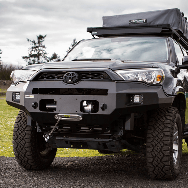 Front view of 2014-2019 5th Gen Toyota 4Runner with Metal Tech Fortress heavy-duty steel front bumper and winch.