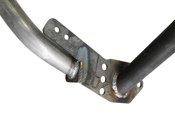 Close-up of welded mounting bracket and tubes on Metal Tech FJ Cruiser front tube bumper.