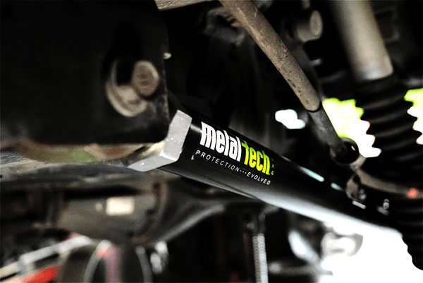 Close-up of Metal Tech offset rear lower link installed on 2001-2007 Sequoia suspension system.